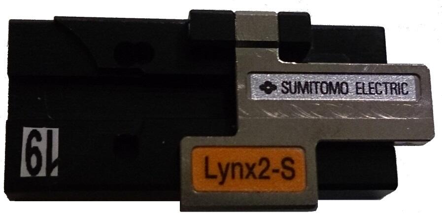 SUM-Lynx2-UML-S Sumitomo Electric TA022PD0087 Lynx2-UML-S, Metal cord or fibre holder Universal for standard Lynx2 w/900 &#181;m TB